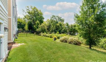 931 Cityscape Dr, Charlotte, NC 28205