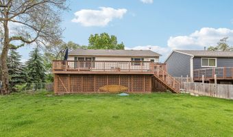 40511 N Minena St, Antioch, IL 60002