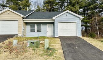 25 Village Cir, Augusta, ME 04330