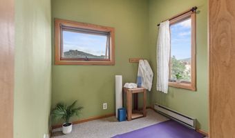 2020 Juniper Hill Dr, Aspen, CO 81611