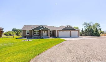 45 S Thompson Ln, Blackfoot, ID 83221