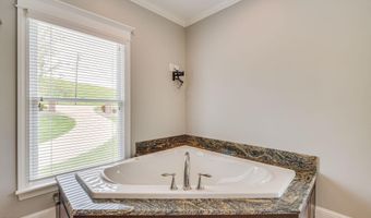 20484 Lake Rd, Abingdon, VA 24211