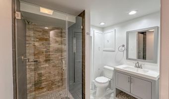 226 GUTHRIE Ave, Alexandria, VA 22305