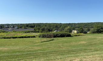 6 Daniel Dr, Belfast, ME 04915