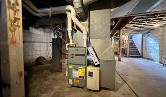 462 Knoxville Trl, Alpha, IL 61413