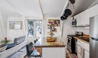 2041 N Beverly Glen Blvd, Los Angeles, CA 90077
