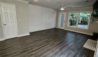 1102 Defoors Lndg NW, Atlanta, GA 30318