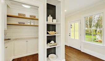 53 Jennys Ln, Barrington, RI 02806