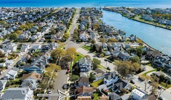 425 Washington Ave, Avon By The Sea, NJ 07717