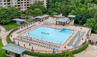 5225 POOKS HILL Rd 1621S, Bethesda, MD 20814