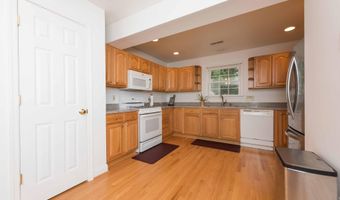 1524 N KENTUCKY St, Arlington, VA 22205