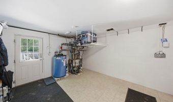 2057 Lakeside Dr, Alloway, NJ 07422