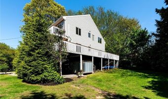 25 Spanker St, Jamestown, RI 02835