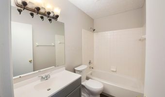 3518 Westbay Dr, Columbus, OH 43231