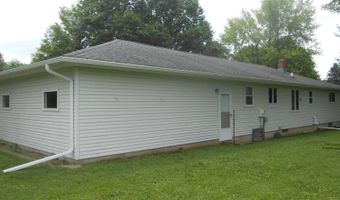 303 S 2nd Ln, Abbotsford, WI 54405