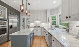 5050 Southlake Dr, Alpharetta, GA 30005