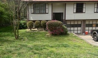 15 VICTORIA Dr, Ellenwood, GA 30294