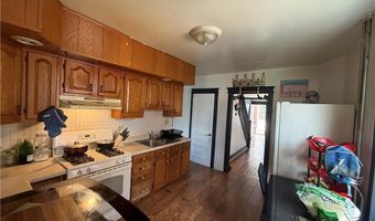 431 N Railroad St, Allentown, PA 18102