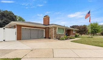15823 Rose Dr, Allen Park, MI 48101