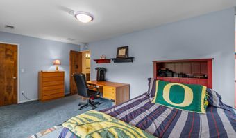 3735 Tremont Ln, Ann Arbor, MI 48105