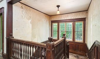 74 Maplewood Ave, Akron, OH 44313