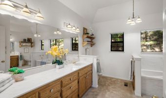 923 Bear Run Way, Arnold, CA 95223