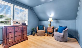 40 Icemeadow Ln, Aberdeen, NJ 07747
