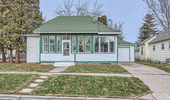 555 Tyler St, Anoka, MN 55303