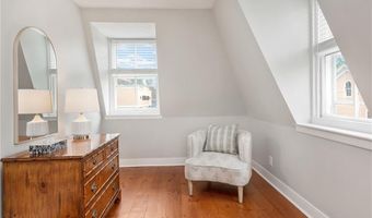43 Farewell St 2, Newport, RI 02840