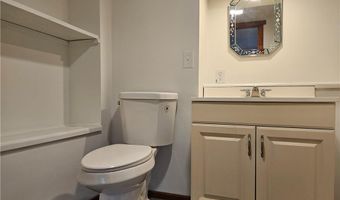 130 S Niantic Dr, Charlestown, RI 02813