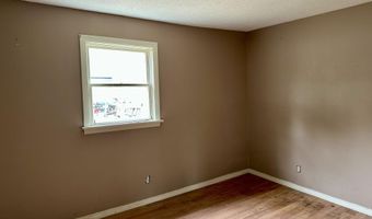 28 Mount Vernon Rd, Augusta, ME 04330