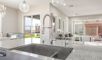 6472 Farness St, Las Vegas, NV 89135