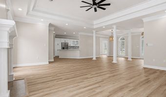 171 Larkspur Dr, Albany, GA 31721