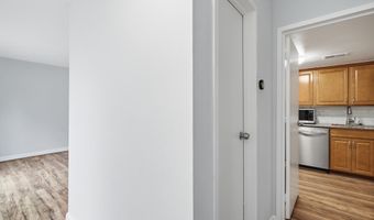 4606 CONWELL Dr 149, Annandale, VA 22003