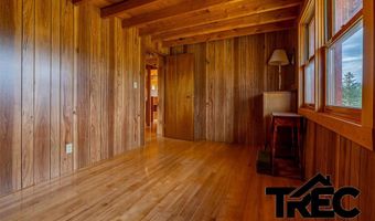 17 Rustic Rd, Cody, WY 82414
