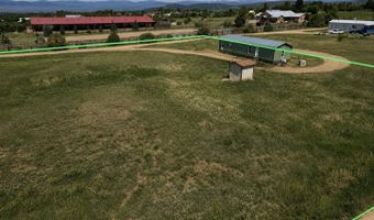 5 Calle La Paz, Arroyo Seco, NM 87514