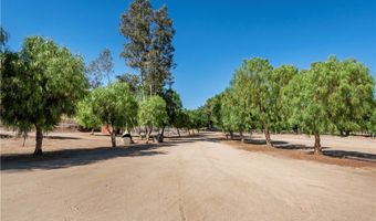 11809 Sierra Hwy, Agua Dulce, CA 91390