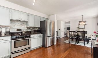 918 Timothy Dr, Columbus, OH 43230