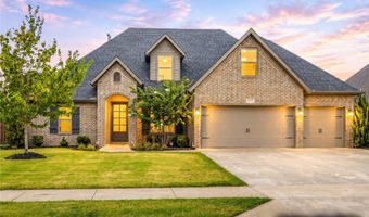 1902 SW Edinburgh Ave, Bentonville, AR 72713
