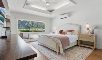 7327 Makaa St, Honolulu, HI 96825