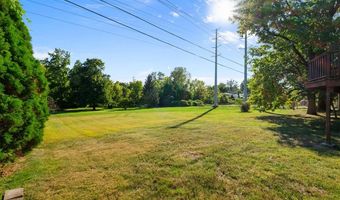 8628 Hillery Dr, Affton, MO 63123