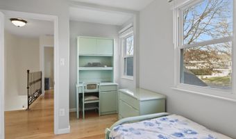 5512 DUNSMORE Rd, Alexandria, VA 22315