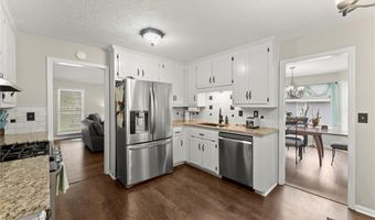 3932 Marguerite Dr NW, Acworth, GA 30101
