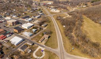 105 Couch St, Alton, MO 65606
