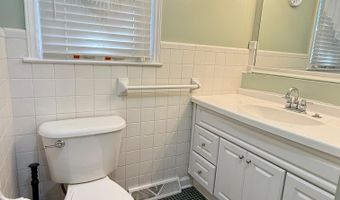 238 Lakeview Dr, Blacksburg, SC 29702