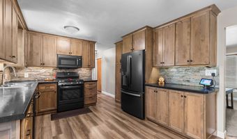 3460 IRENE St, Appleton, WI 54913
