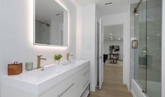 6321 BALBOA Ln, Apollo Beach, FL 33572