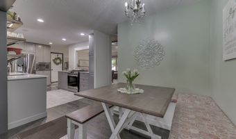 110 N Tresslar Ave, Bargersville, IN 46106