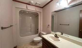 701 Gloria St, Adel, GA 31620