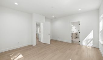 7705 E Howard Rd, Athol, ID 83801